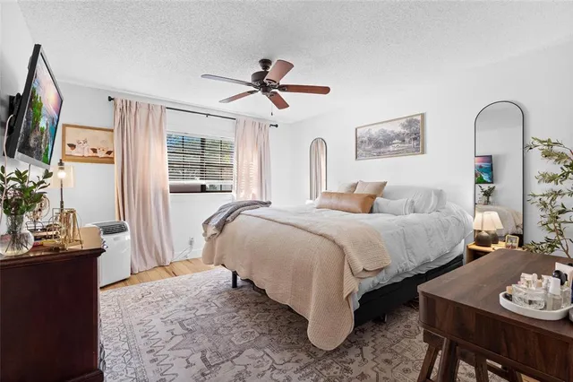 $3,000 | 5768 Calais Boulevard North, Unit 2, St. Petersburg, FL 33714