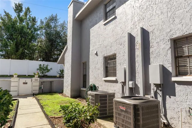 $3,000 | 5768 Calais Boulevard North, Unit 2, St. Petersburg, FL 33714