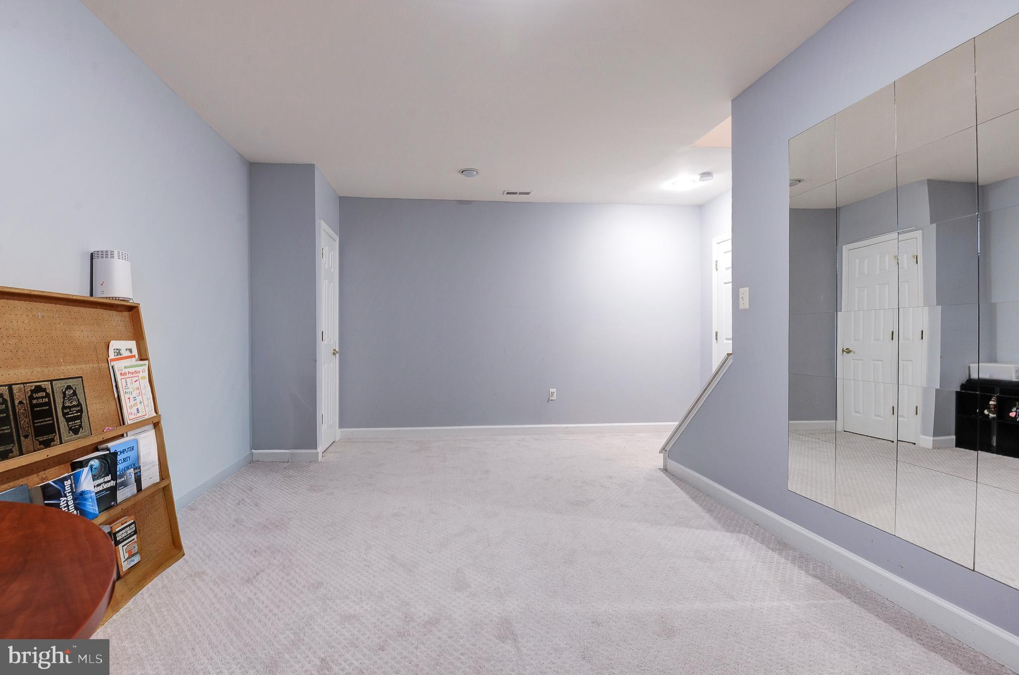 1 Hickory Spring Court Gaithersburg, MD 20882 - Photo 38 of 44