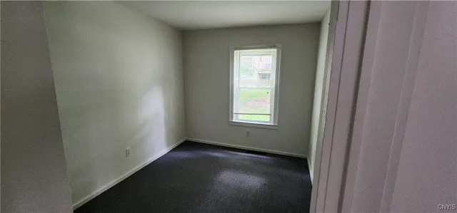 $1,400 | 127 West Schuyler Street, Oswego, NY 13126