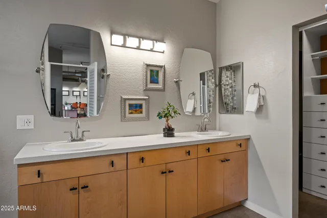 $499,000 | 914 East Osborn Road, Unit 306, Phoenix, AZ 85014