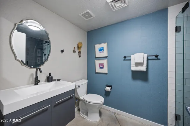 $499,000 | 914 East Osborn Road, Unit 306, Phoenix, AZ 85014