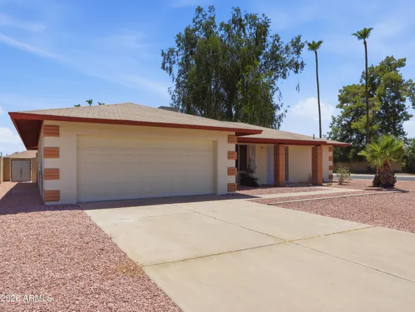$430,000 | 2949 West Cactus Wren Drive, Phoenix, AZ 85051