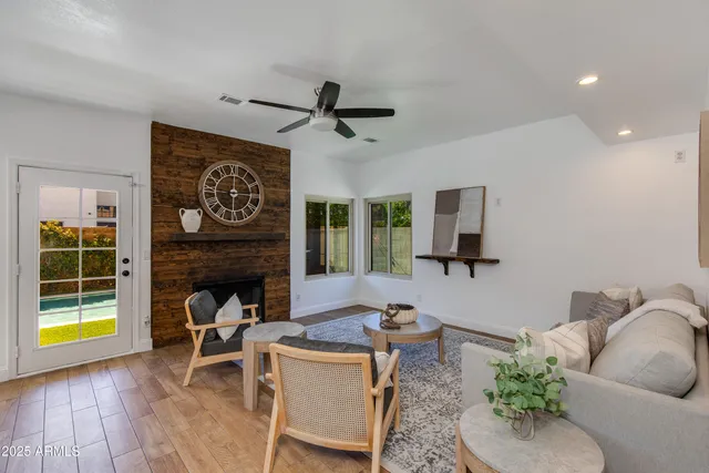 $3,800 | 2119 East New Bedford Drive, Gilbert, AZ 85234