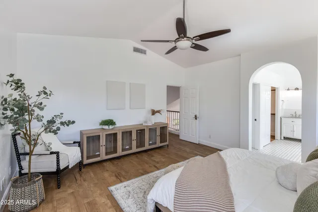 $3,800 | 2119 East New Bedford Drive, Gilbert, AZ 85234