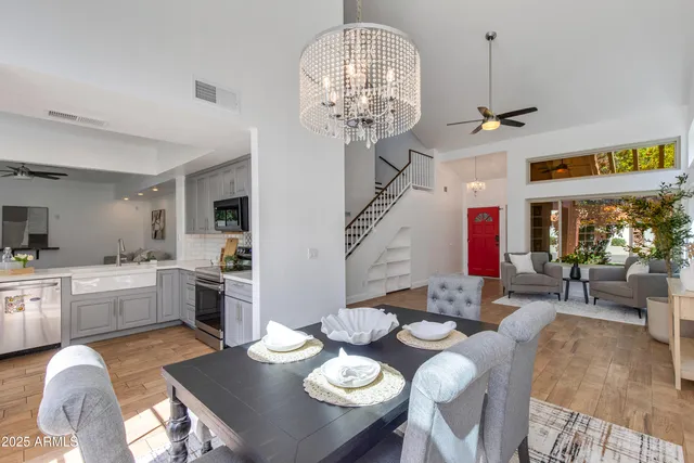 $3,800 | 2119 East New Bedford Drive, Gilbert, AZ 85234