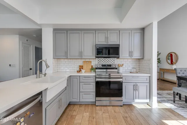 $3,800 | 2119 East New Bedford Drive, Gilbert, AZ 85234