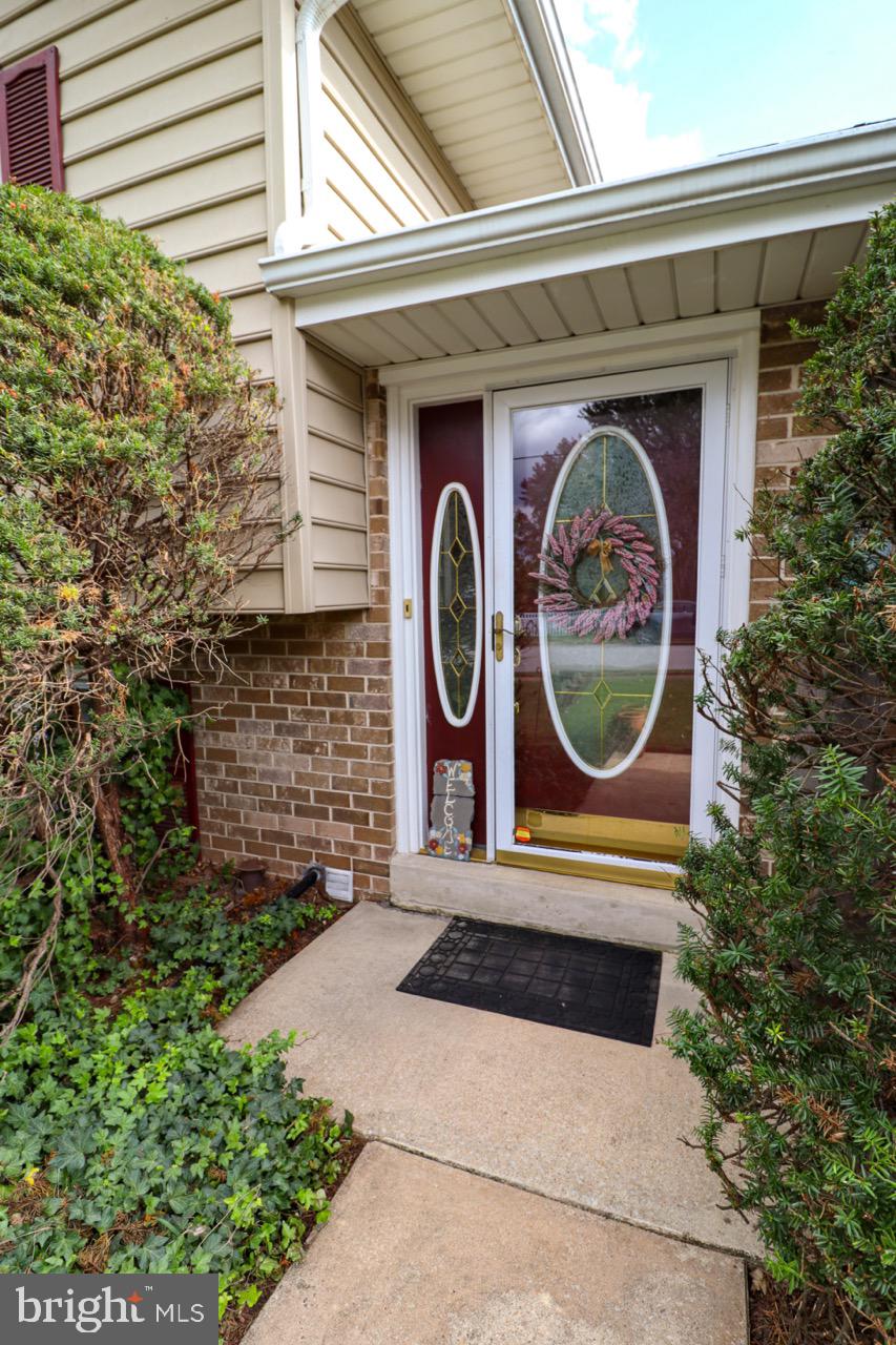 2440 Opal Road York, PA 17408 - Photo 3 of 40 Gallery Image 3