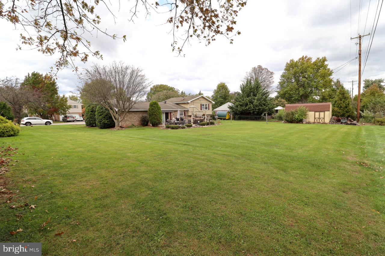 2440 Opal Road York, PA 17408 - Photo 36 of 40 Gallery Image 36