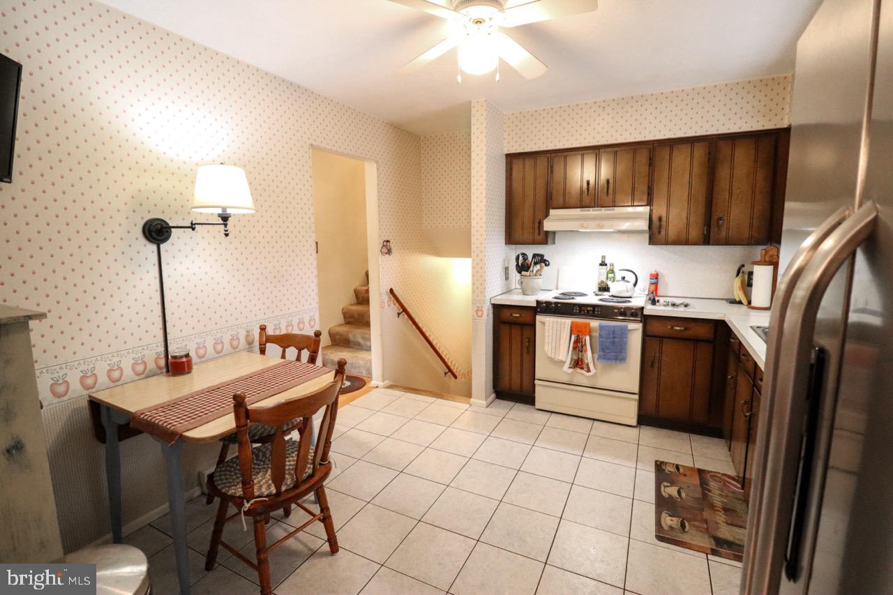2440 Opal Road York, PA 17408 - Photo 9 of 40 Gallery Image 9