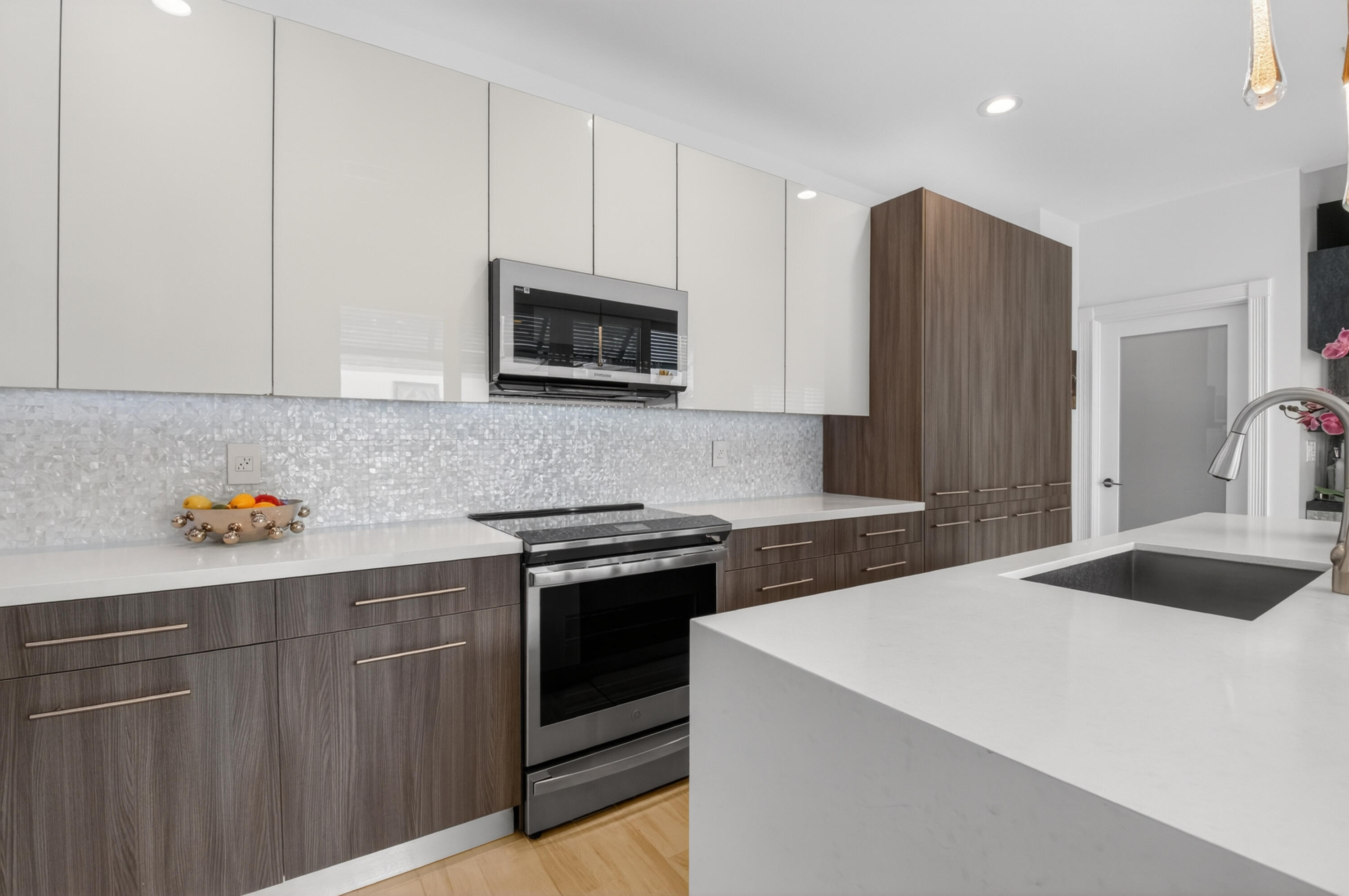 5656 Cambridge Boulevard Boca Raton, FL 33496 - Photo 9 of 131 Kitchen