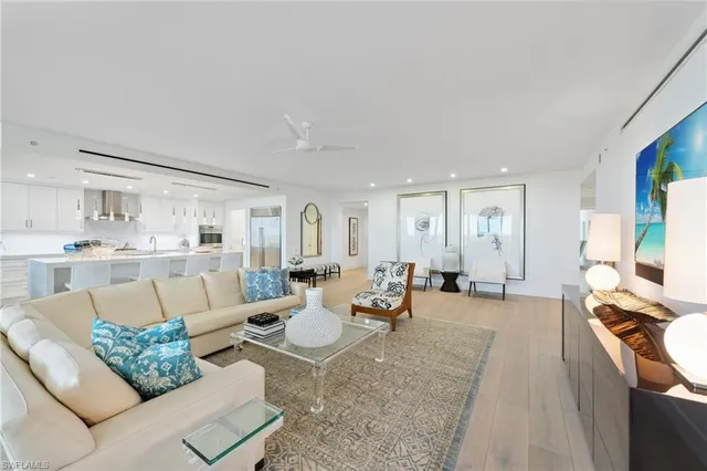 $3,695,000 | Undisclosed Address, Naples, FL 34110