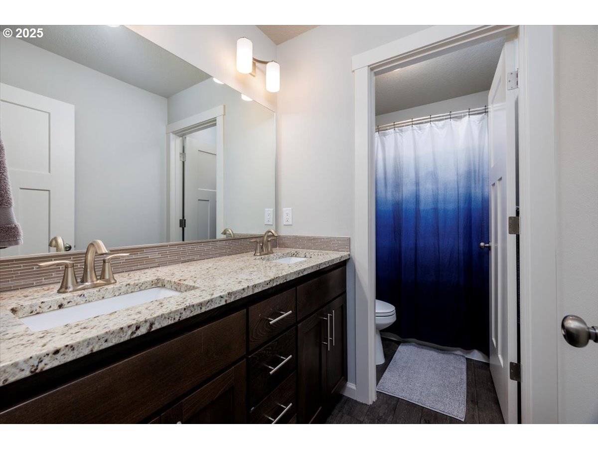 15556 Southeast Flavel Street Portland, OR 97236 - Photo 31 of 37 Bedroom