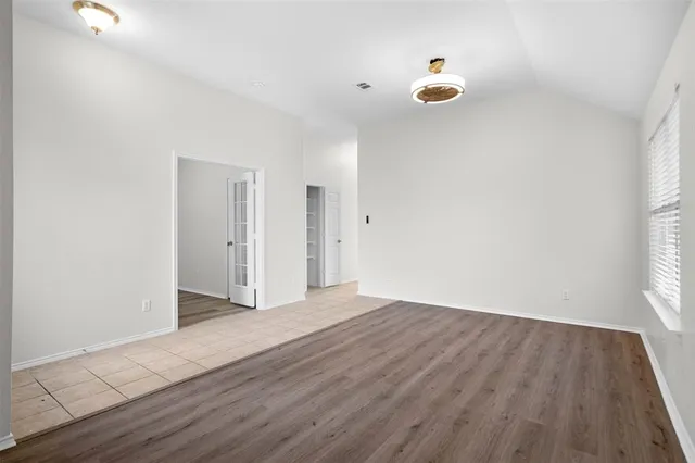 $380,000 | 917 Circle View Lane, Denton, TX 76210