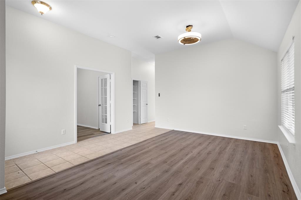 917 Circle View Lane Denton, TX 76210 - Photo 19 of 40