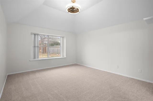 $380,000 | 917 Circle View Lane, Denton, TX 76210