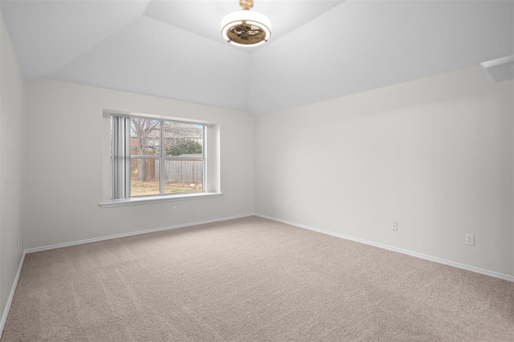 917 Circle View Lane Denton, TX 76210 - Photo 23 of 40