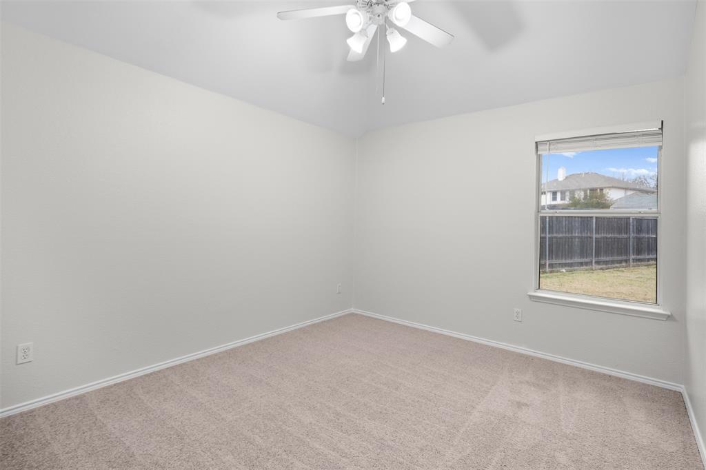 917 Circle View Lane Denton, TX 76210 - Photo 31 of 40