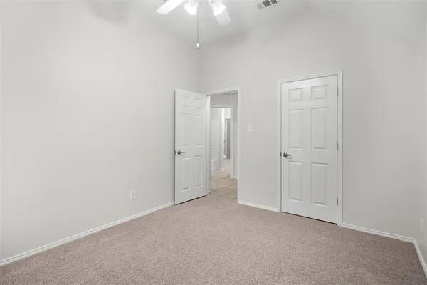 $349,500 | 917 Circle View Lane, Denton, TX 76210