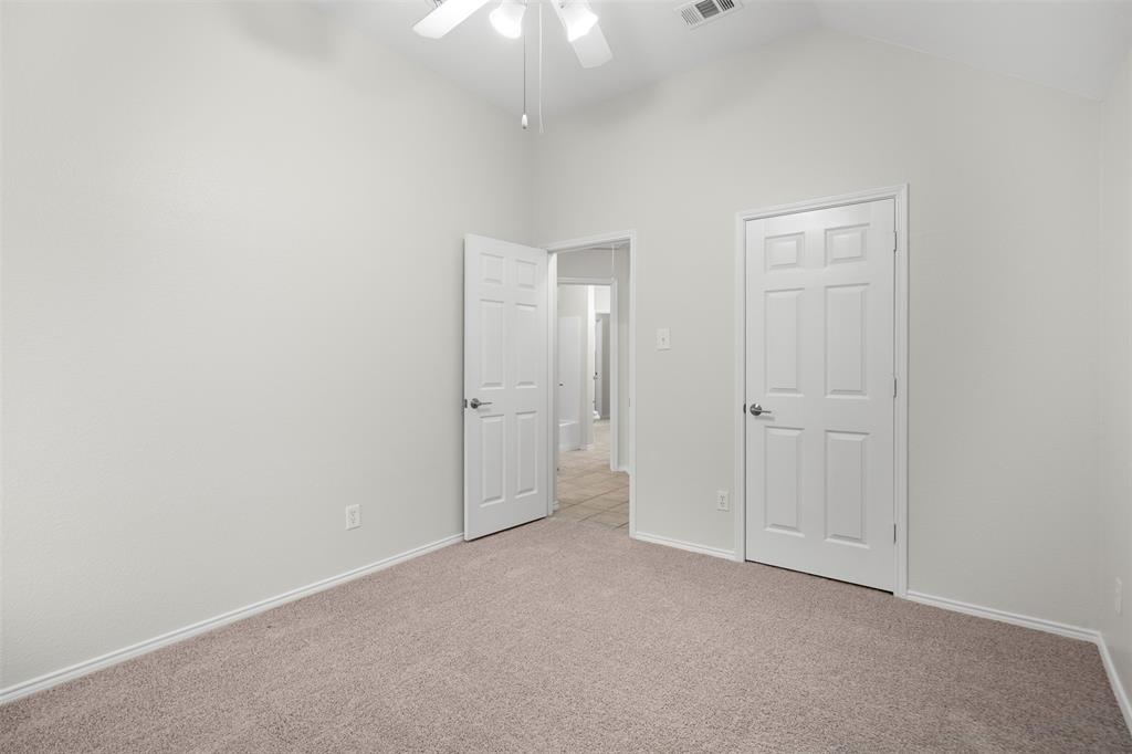 917 Circle View Lane Denton, TX 76210 - Photo 32 of 40