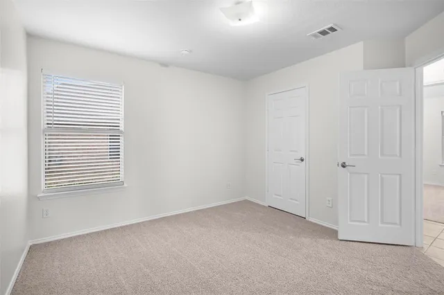 $380,000 | 917 Circle View Lane, Denton, TX 76210