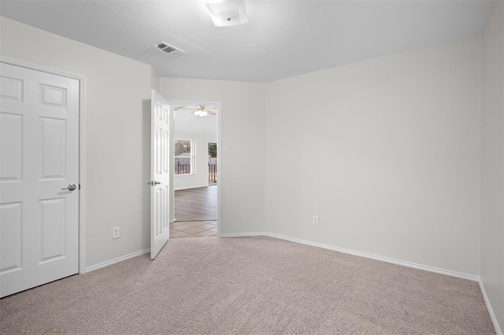 917 Circle View Lane Denton, TX 76210 - Photo 34 of 40