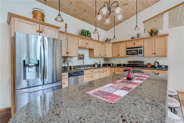 $825,000 | 8697 Soft Maple Estates Road, Croghan, NY 13327