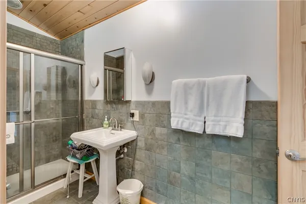 $825,000 | 8697 Soft Maple Estates Road, Croghan, NY 13327