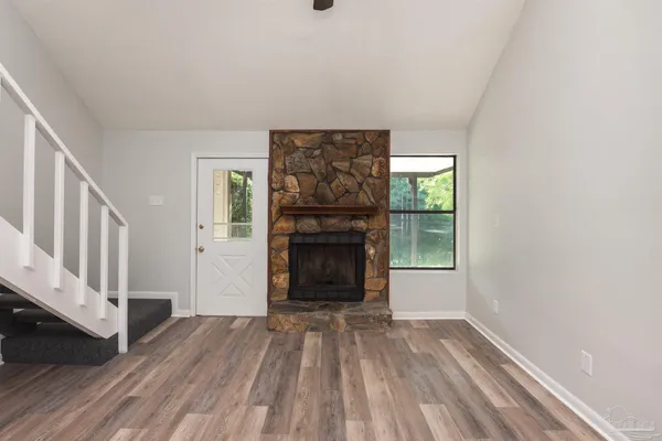 $1,400 | 7224 Lago Vista Court, Pensacola, FL 32506