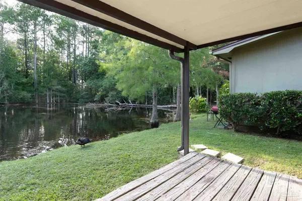 $1,400 | 7224 Lago Vista Court, Pensacola, FL 32506