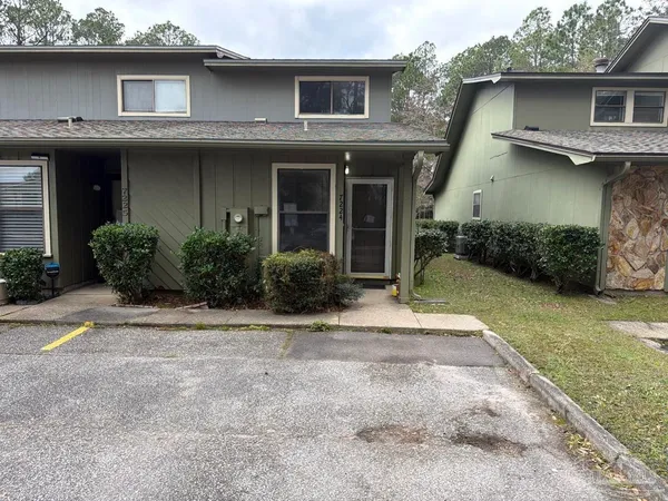 $1,400 | 7224 Lago Vista Court, Pensacola, FL 32506