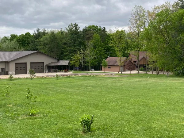 $1,450,000 | E7696 Horn Road, Clintonville, WI 54929