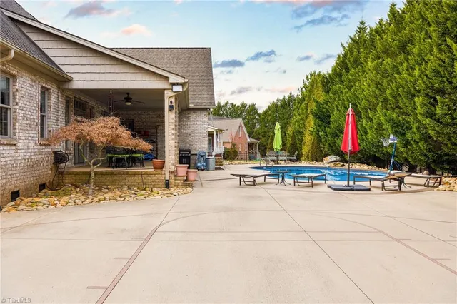 $550,000 | 3723 Apple Orchard Cove, High Point, NC 27265