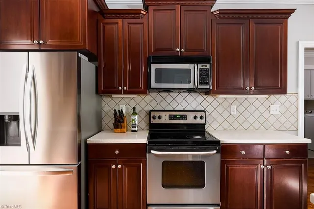 $550,000 | 3723 Apple Orchard Cove, High Point, NC 27265