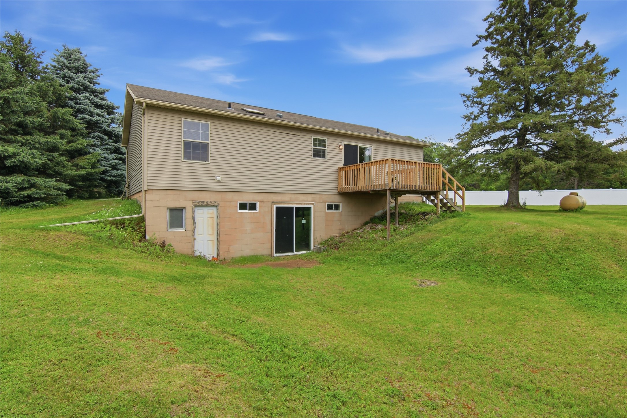 2433 15 1/4 Avenue Rice Lake, WI 54868 - Photo 29 of 38