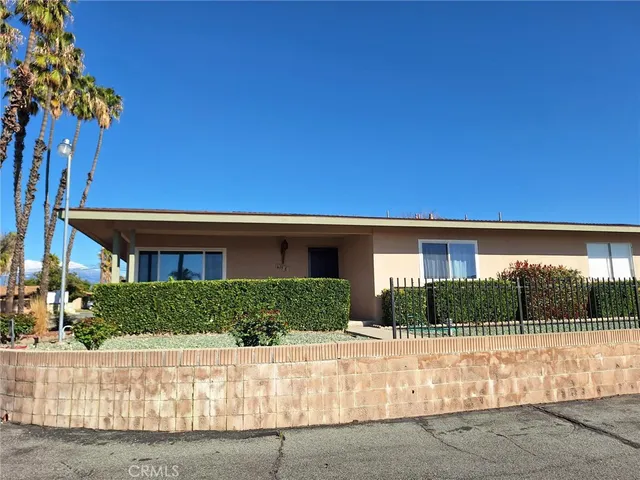 $260,000 | 619 South Palm Avenue, Unit E, Hemet, CA 92543