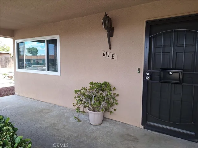 $260,000 | 619 South Palm Avenue, Unit E, Hemet, CA 92543