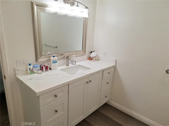 $260,000 | 619 South Palm Avenue, Unit E, Hemet, CA 92543