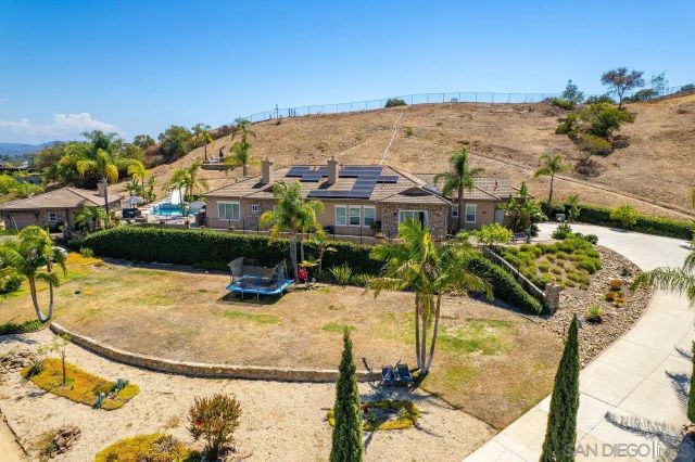 $1,599,000 | 4425 Highland Oaks Street, Fallbrook, CA 92028