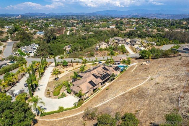$1,599,000 | 4425 Highland Oaks Street, Fallbrook, CA 92028