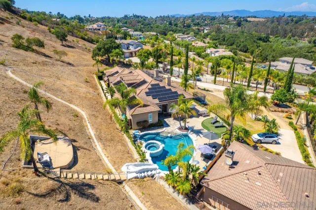 $1,549,000 | 4425 Highland Oaks Street, Fallbrook, CA 92028