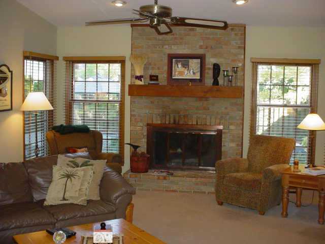 2630 Coventry Road Columbus, OH 43221 - Photo 2 of 5