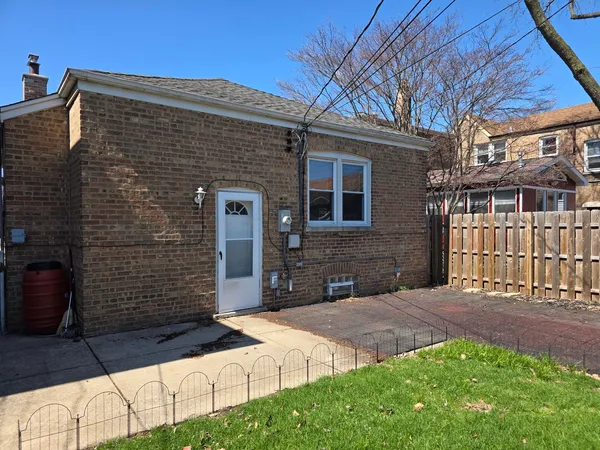 $320,000 | 10937 South Artesian Avenue, Chicago, IL 60655