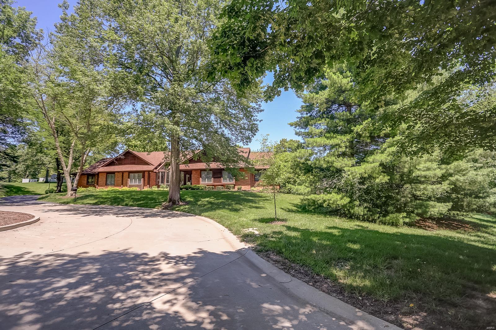 13457 Maple Ridge Court St. Louis, MO 63141 - Photo 36 of 41 Gallery Image 36
