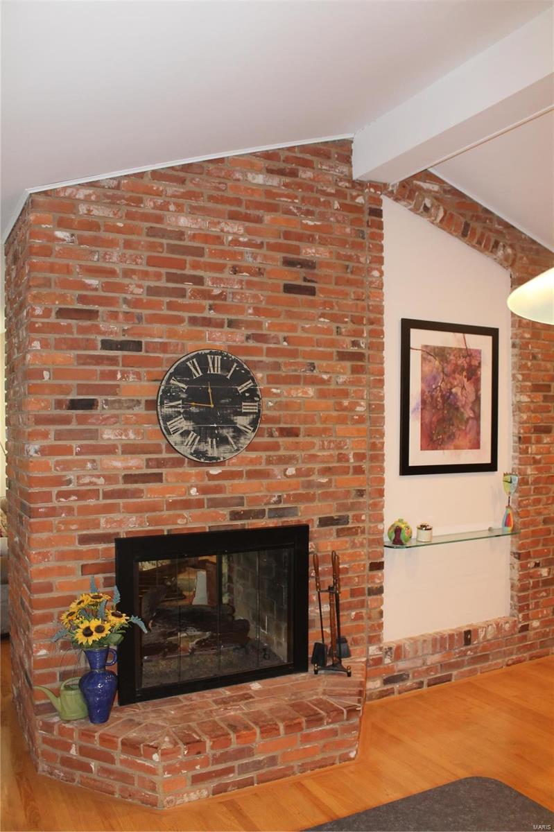 13457 Maple Ridge Court St. Louis, MO 63141 - Photo 5 of 41 Gallery Image 5