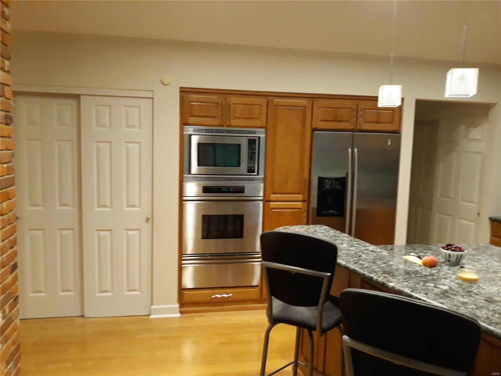13457 Maple Ridge Court St. Louis, MO 63141 - Photo 6 of 41 Gallery Image 6