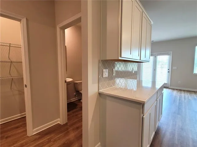 $2,350 | 310 Sound Circle, Stockbridge, GA 30281