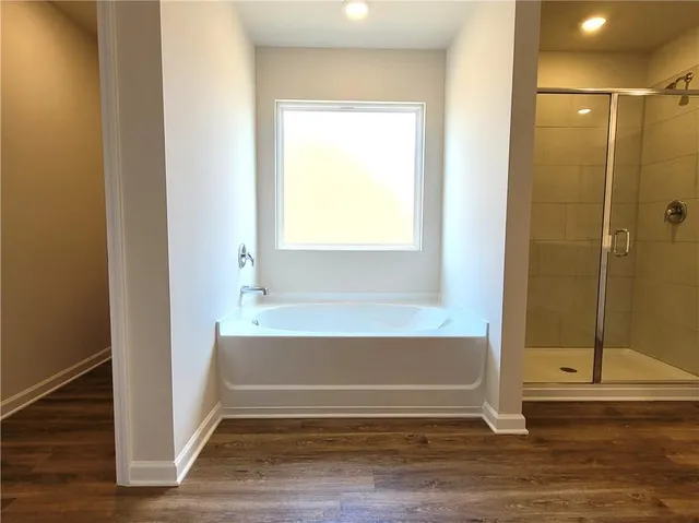 $2,350 | 310 Sound Circle, Stockbridge, GA 30281