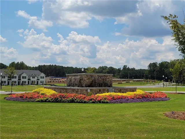 $2,350 | 310 Sound Circle, Stockbridge, GA 30281