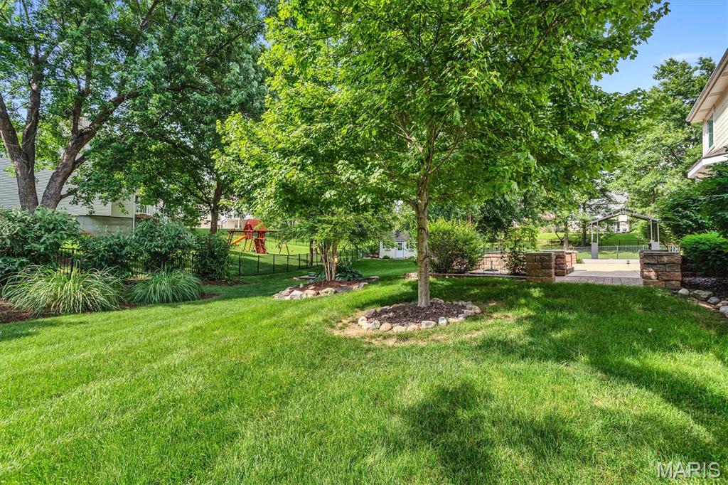 2814 Spruce Ridge Court St. Charles, MO 63303 - Photo 10 of 63